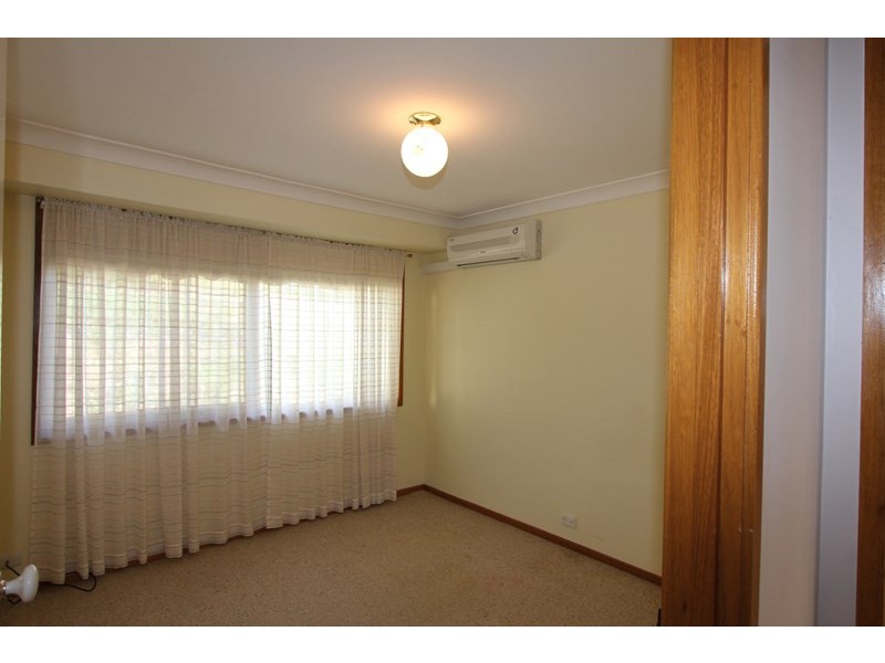 35 James Sea Drive, Green Point NSW 2251
