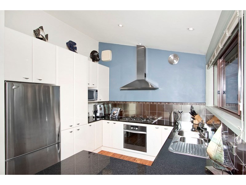 6 Lexington Parade, Green Point NSW 2251