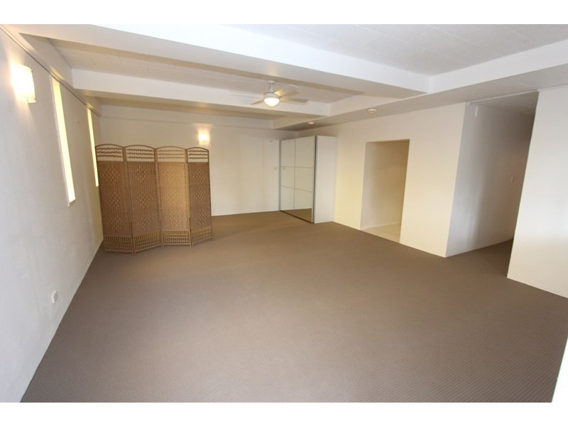 287 Avoca Drive, Green Point NSW 2251
