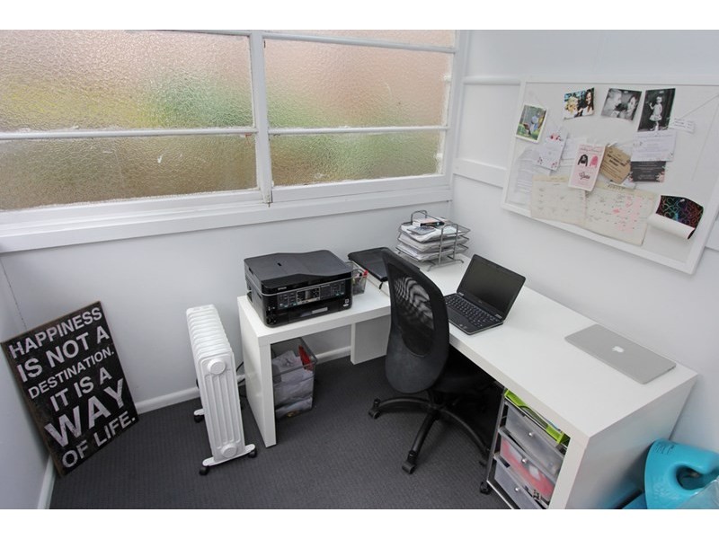 20 Carrol Avenue, East Gosford NSW 2250