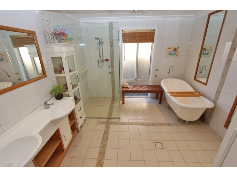 6 Panorama Terrace, Green Point NSW 2251