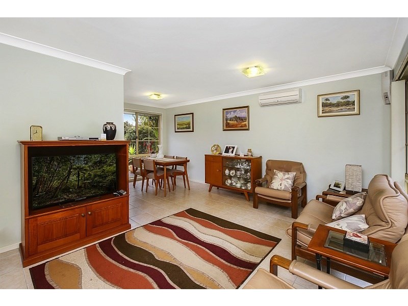 8 Merideth Place, Green Point NSW 2251
