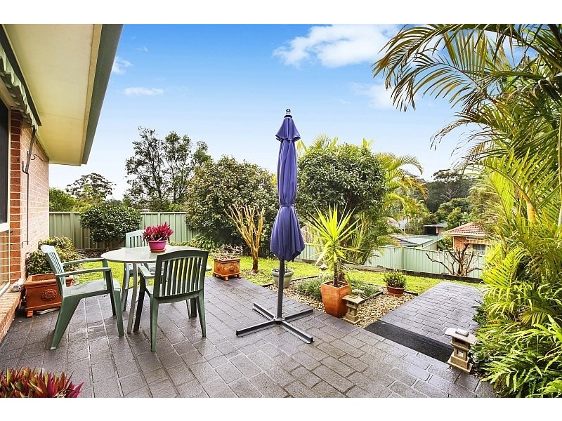 8 Merideth Place, Green Point NSW 2251