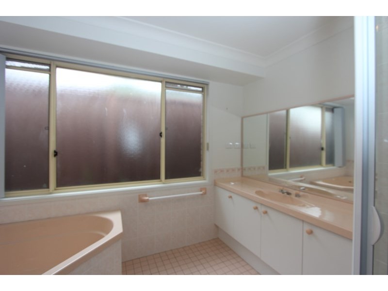 12 Koolang Road, Green Point NSW 2251