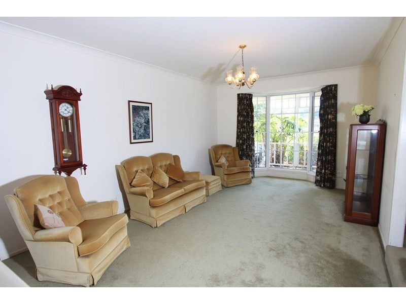 6 Henzel Road, Green Point NSW 2251