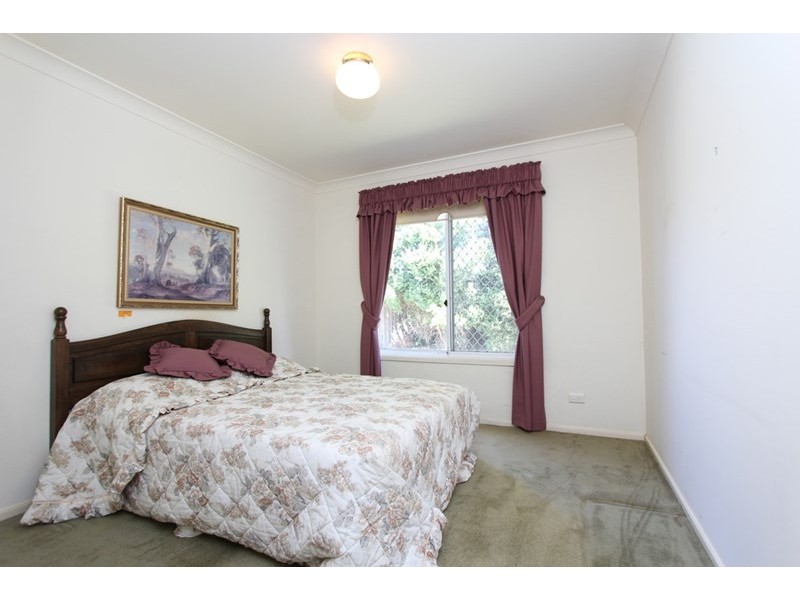 6 Henzel Road, Green Point NSW 2251