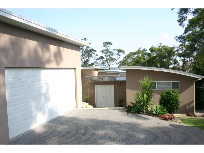 20 Lexington Parade, Green Point NSW 2251