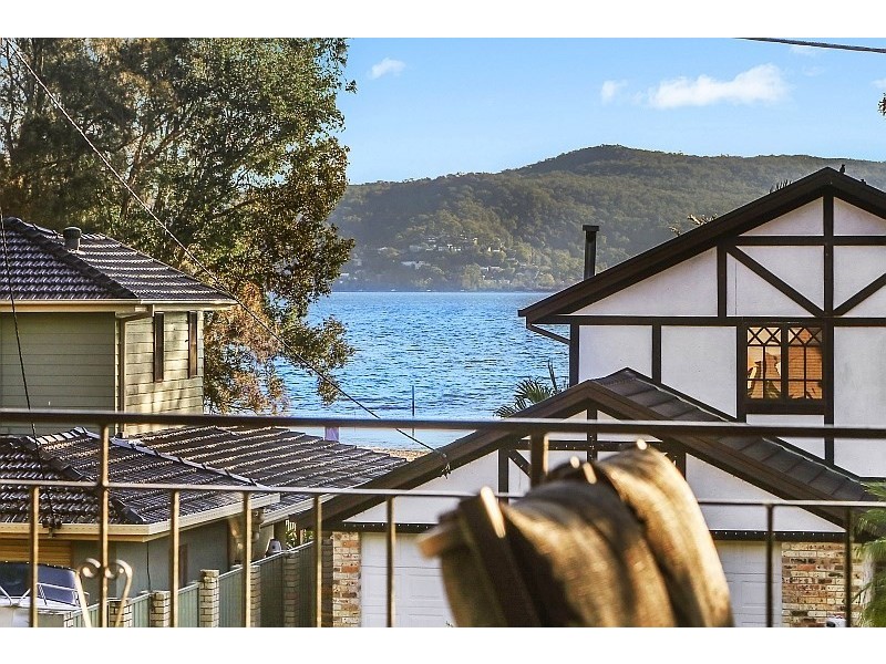 22 Edgewater Avenue, Green Point NSW 2251