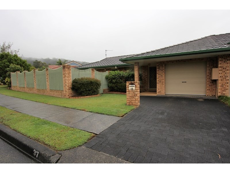 37 Greenvale Road, Green Point NSW 2251