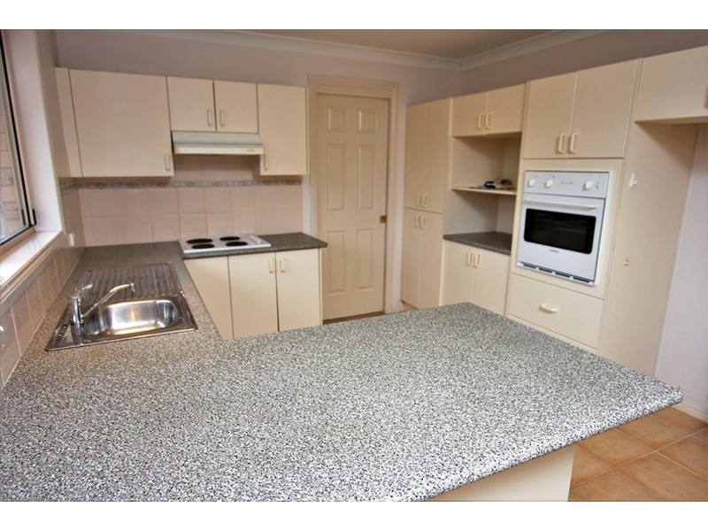 37 Greenvale Road, Green Point NSW 2251