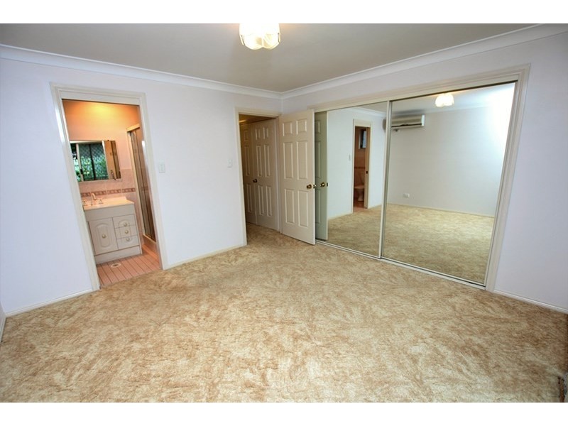 37 Greenvale Road, Green Point NSW 2251