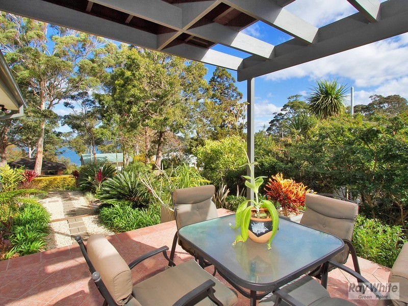 5 Lexington Parade, Green Point NSW 2251