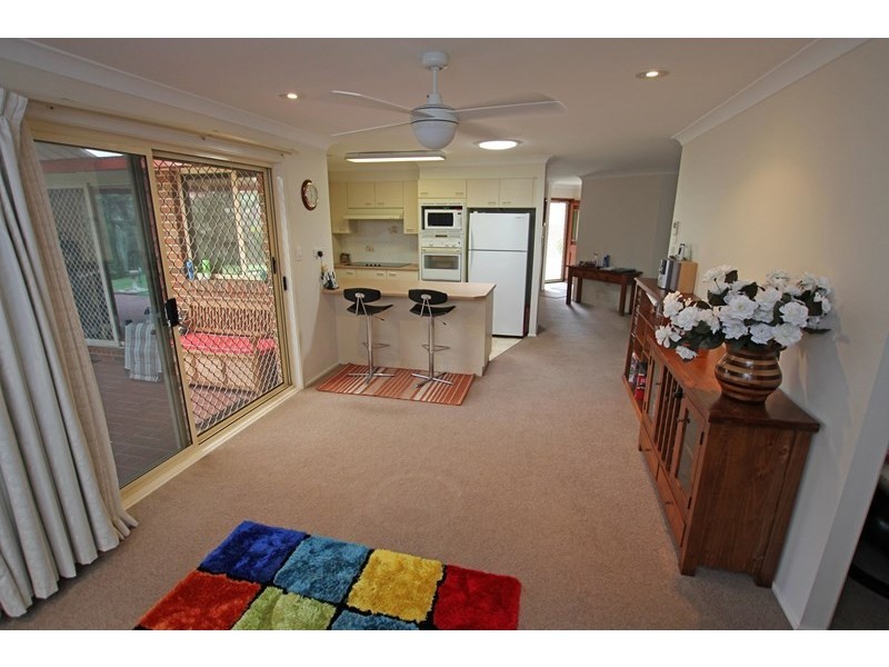 10 Sandpiper Place, Green Point NSW 2251