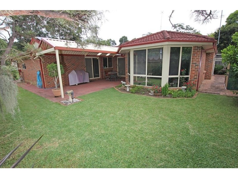 10 Sandpiper Place, Green Point NSW 2251