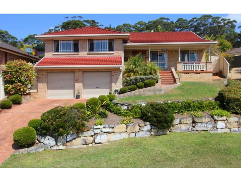 11 Mount Place, Green Point NSW 2251