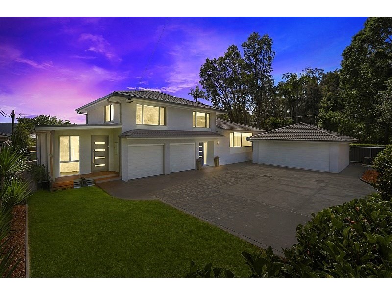 249 Avoca Drive, Green Point NSW 2251