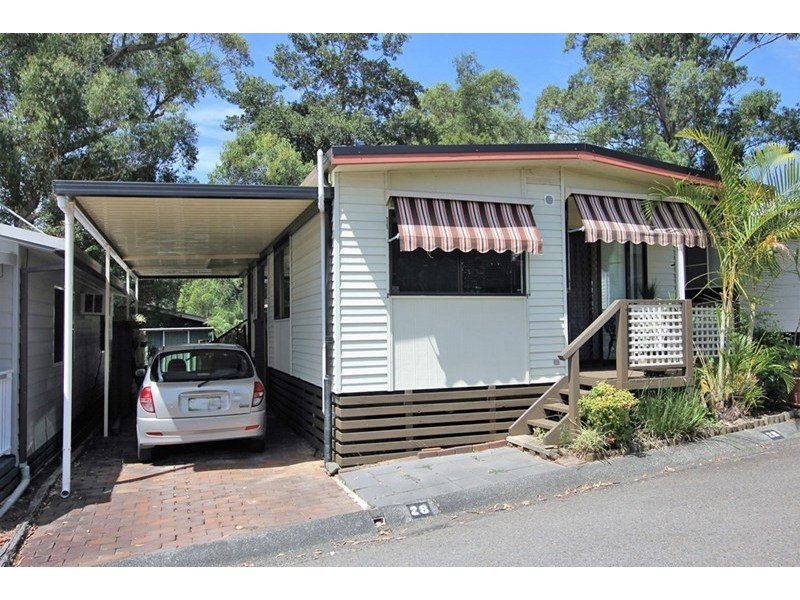 28 Second Avenue, Broadlands Estate, Green Point NSW 2251