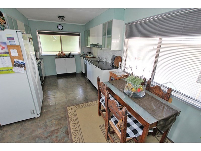 28 Second Avenue, Broadlands Estate, Green Point NSW 2251