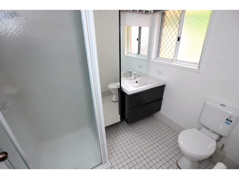 10 Ernest Street, Green Point NSW 2251