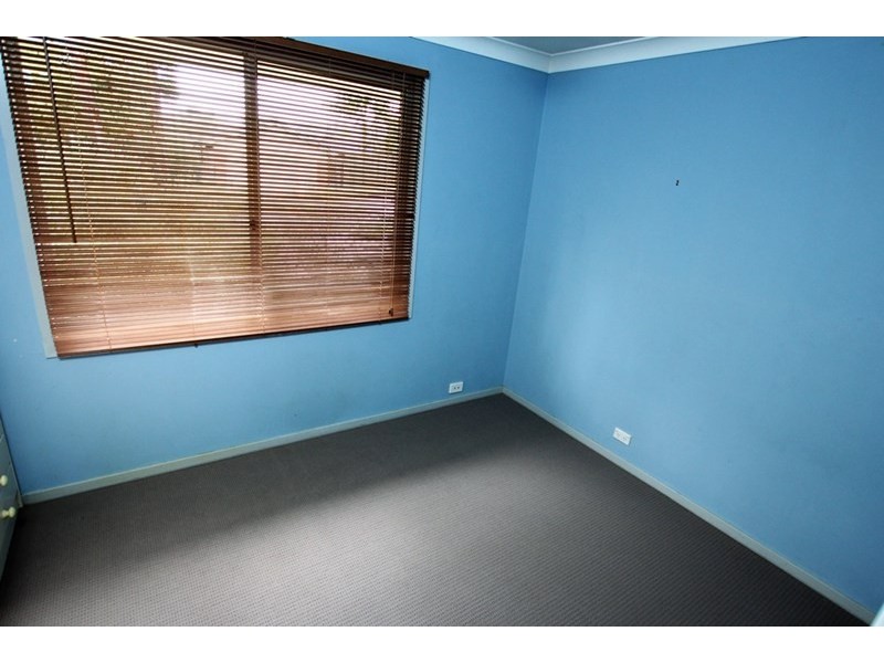 10 Ernest Street, Green Point NSW 2251