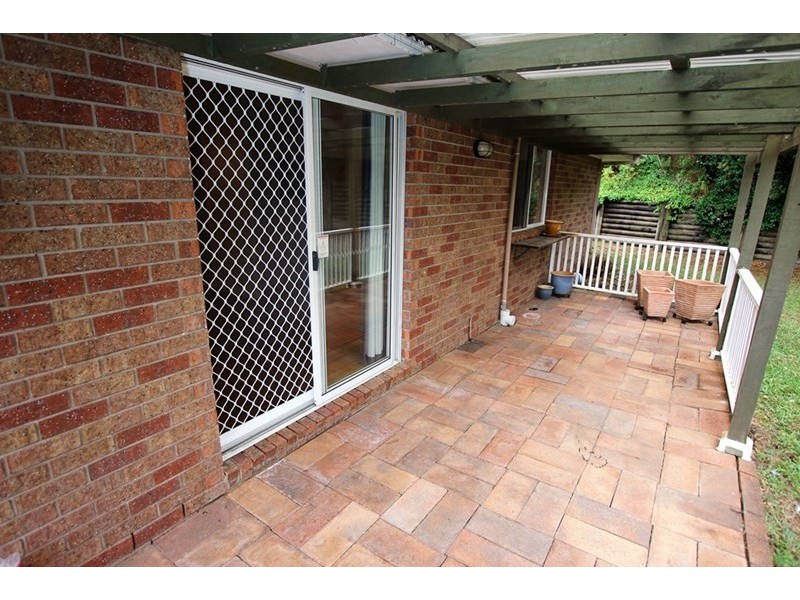 10 Ernest Street, Green Point NSW 2251