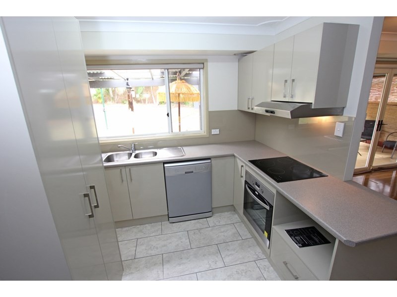 25 Balfour Close, Springfield NSW 2250