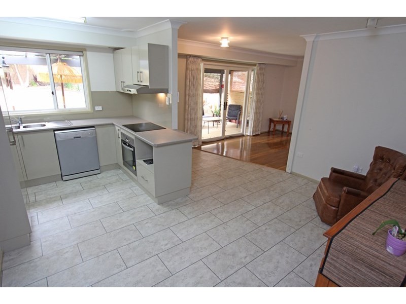 25 Balfour Close, Springfield NSW 2250