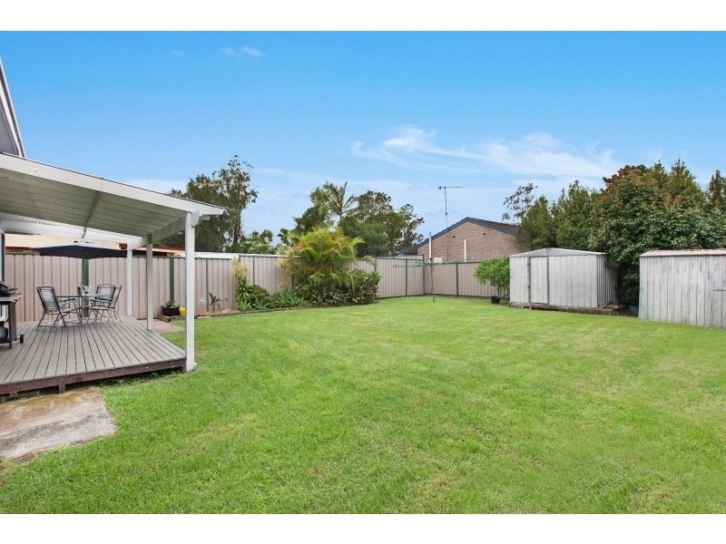 27 Emora Avenue, Davistown NSW 2251
