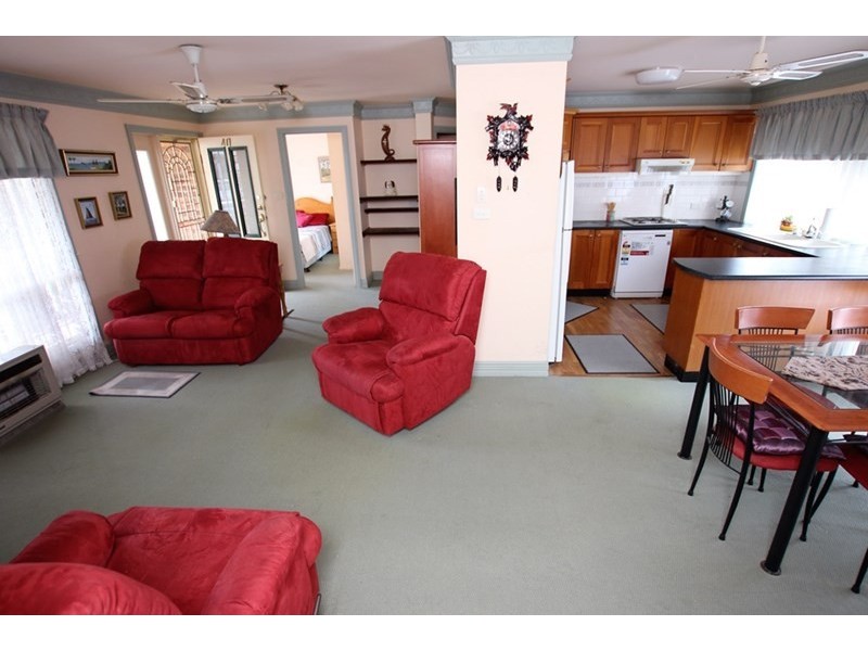 40 First Ave, Broadlands Estate, Green Point NSW 2251