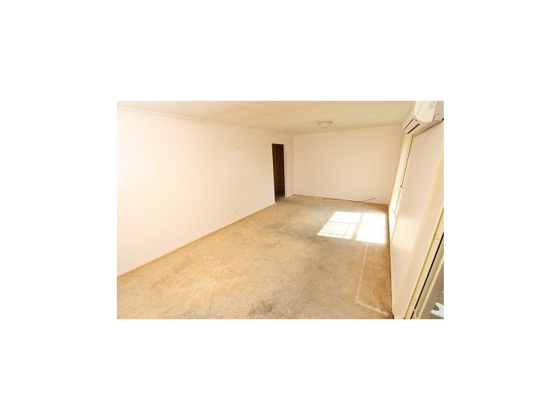 2/235 Avoca Drive, Green Point NSW 2251