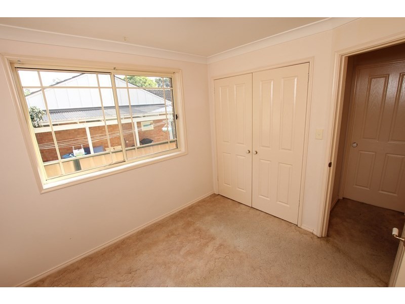 2/235 Avoca Drive, Green Point NSW 2251