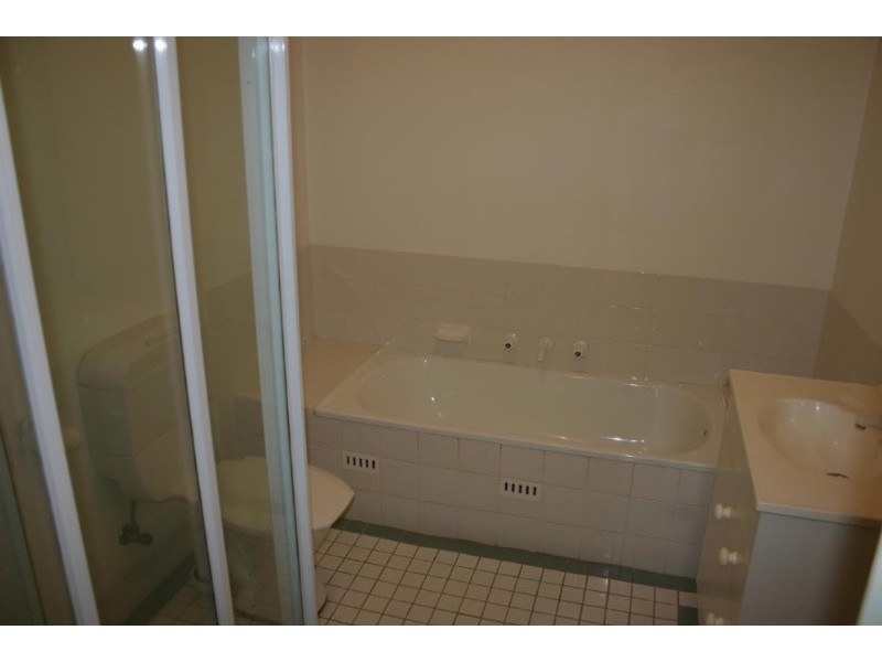 a/34 Greenvale Road, Green Point NSW 2251