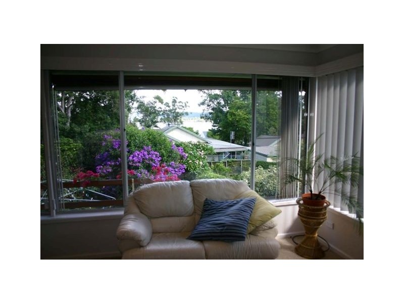 229 Avoca Drive, Green Point NSW 2251