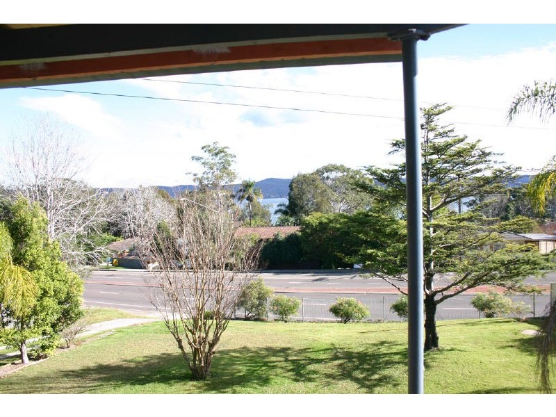 240 Avoca Drive, Green Point NSW 2251