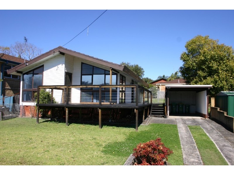 21 Lakewood Avenue, Green Point NSW 2251
