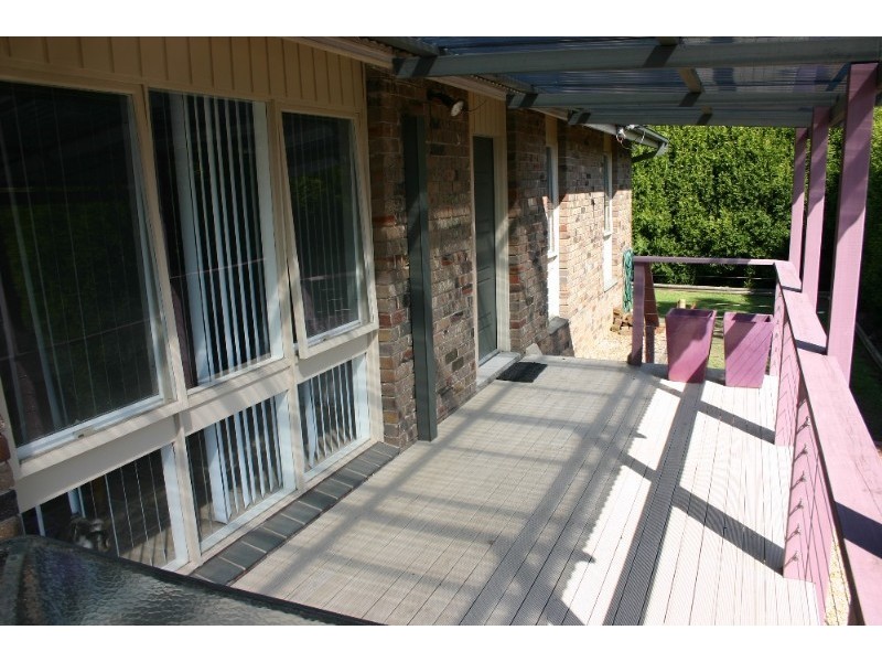 8 Cudgee Crescent, Green Point NSW 2251