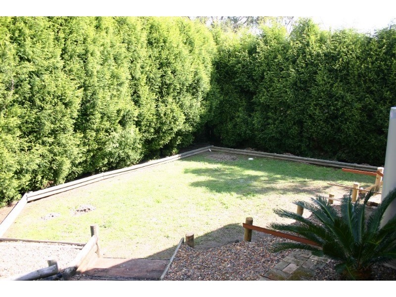 8 Cudgee Crescent, Green Point NSW 2251