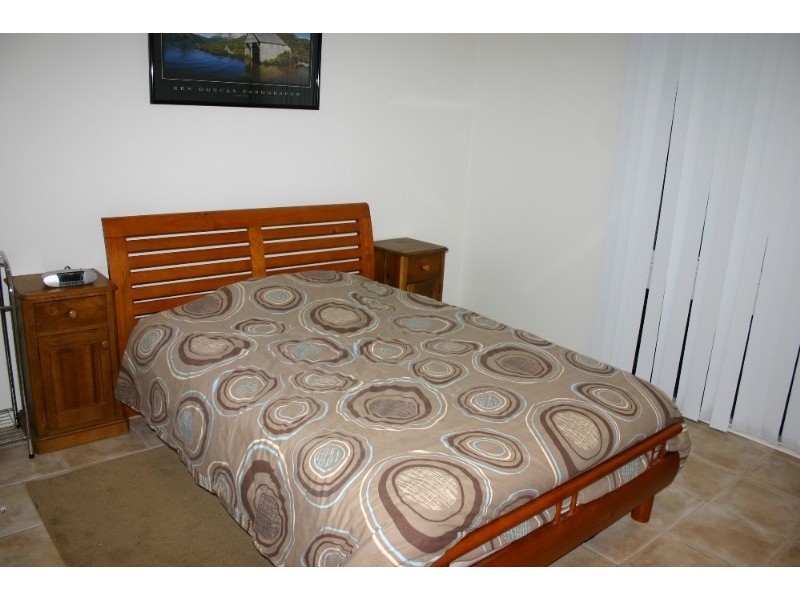 8 Cudgee Crescent, Green Point NSW 2251