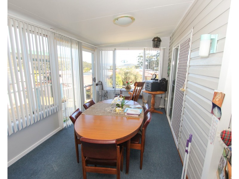 8 Arthur Phillip Drive, Kincumber Nautical Village, Kincumber NSW 2251