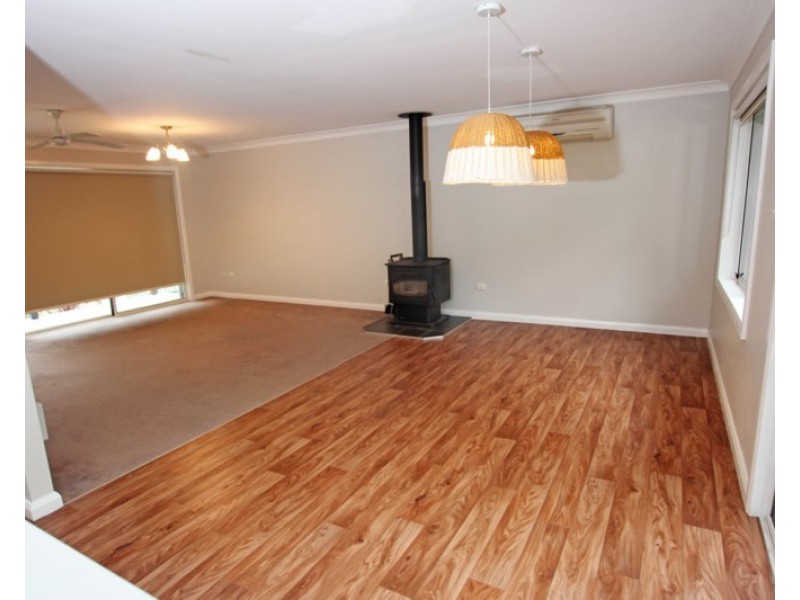 6 Algwen Road, North Gosford NSW 2250