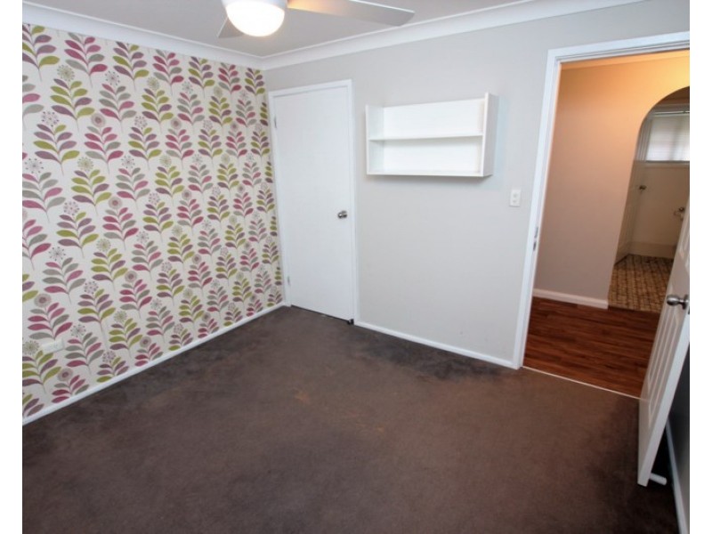 6 Algwen Road, North Gosford NSW 2250