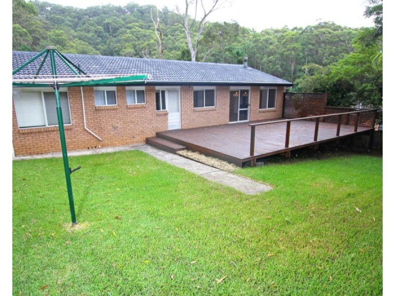 6 Algwen Road, North Gosford NSW 2250