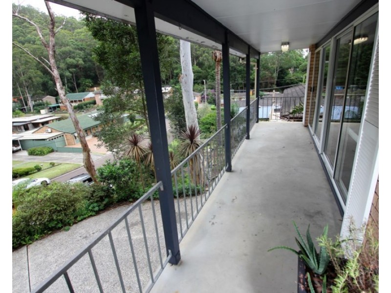 6 Algwen Road, North Gosford NSW 2250