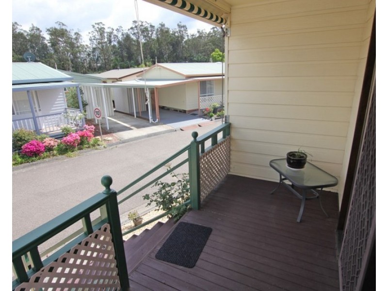 5 Sixth Avenue, Green Point NSW 2251