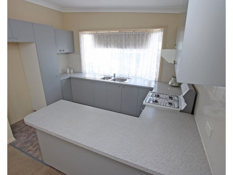 5 Sixth Avenue, Green Point NSW 2251