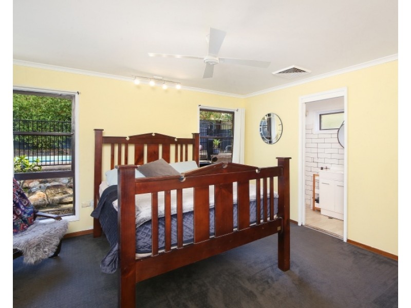 56 Orana Street, Green Point NSW 2251