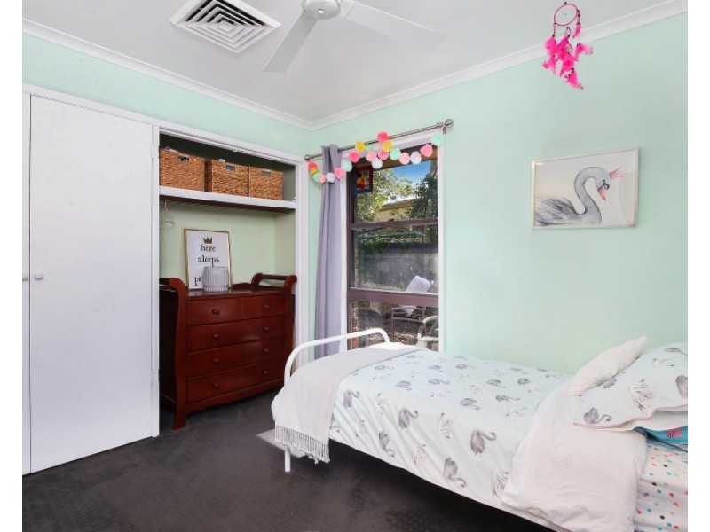 56 Orana Street, Green Point NSW 2251