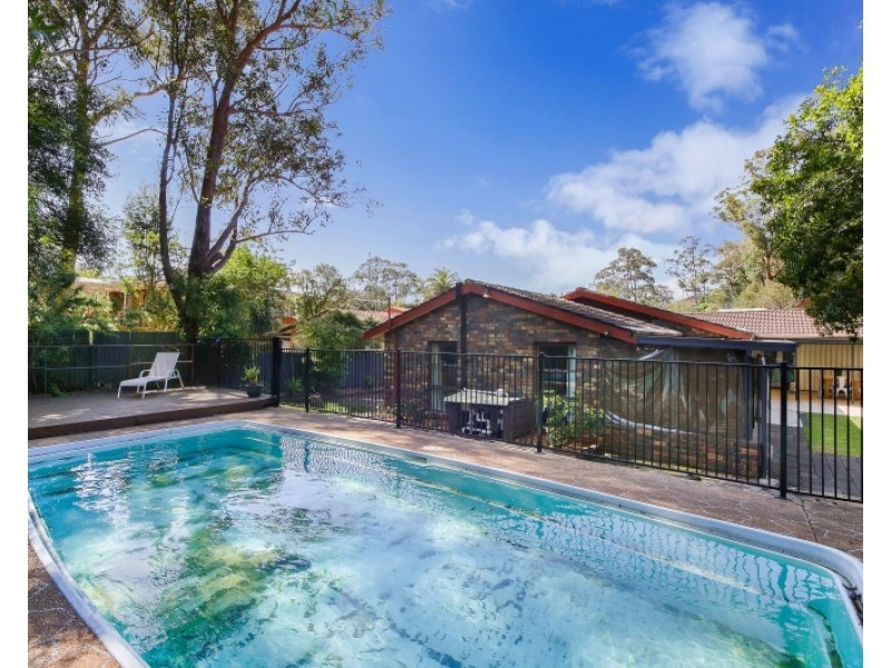 56 Orana Street, Green Point NSW 2251