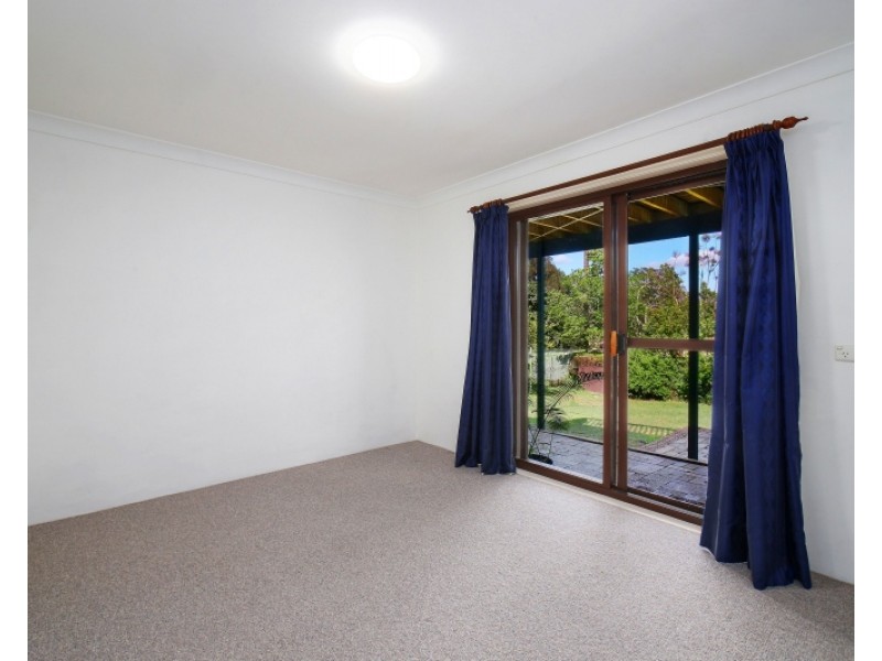 231 Avoca Drive, Green Point NSW 2251