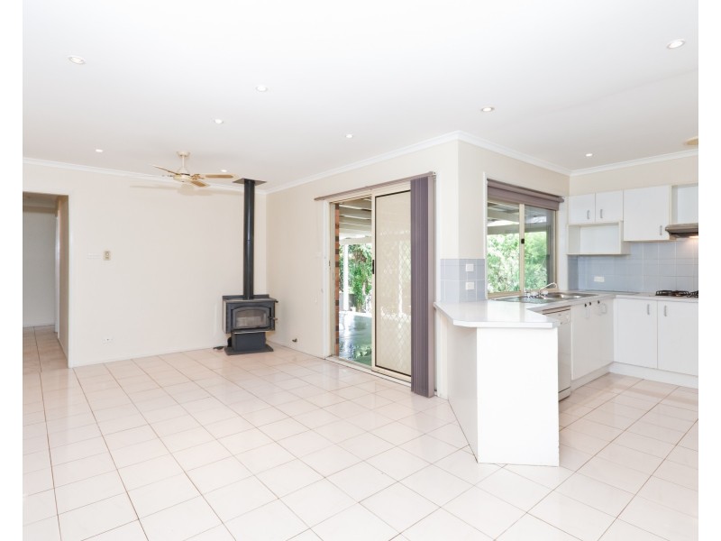 28 White Cedar Close, Green Point NSW 2251